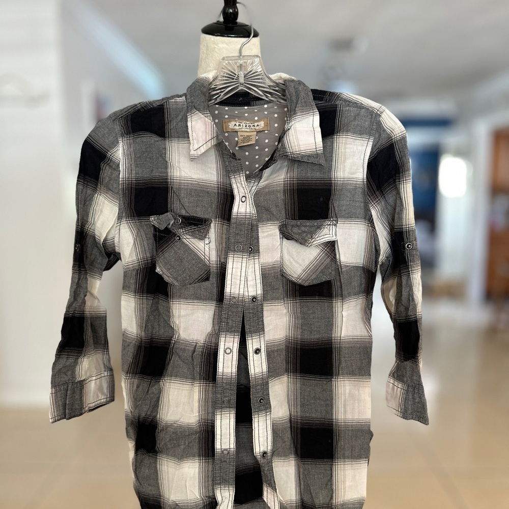 Arizona Jean Company Black and White Casual Button Down Shirt - Picture 1 of 2